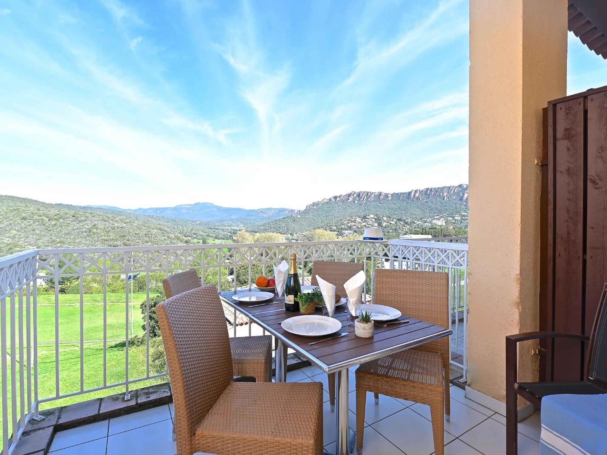 Apartment Village Cap Esterel - Le Village-14 By Interhome Saint-Raphaël Kültér fotó