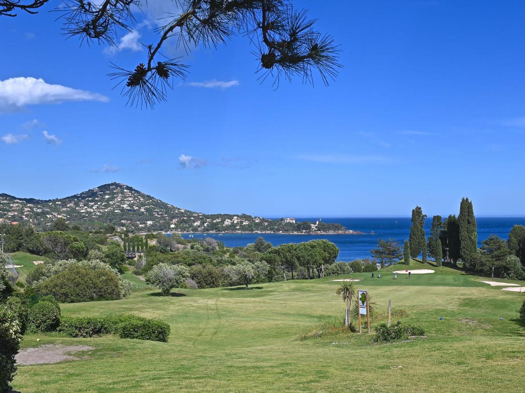 Apartment Village Cap Esterel - Le Village-14 By Interhome Saint-Raphaël Kültér fotó