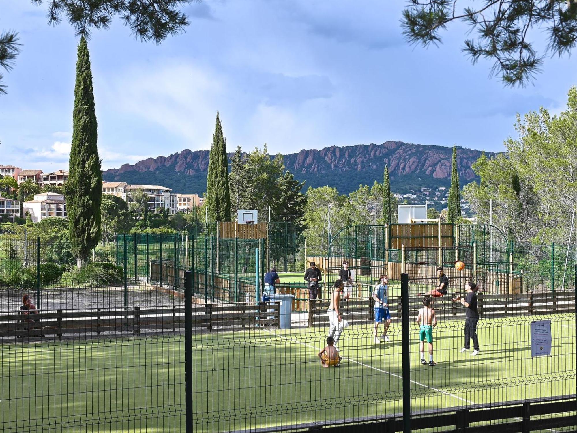 Apartment Village Cap Esterel - Le Village-14 By Interhome Saint-Raphaël Kültér fotó