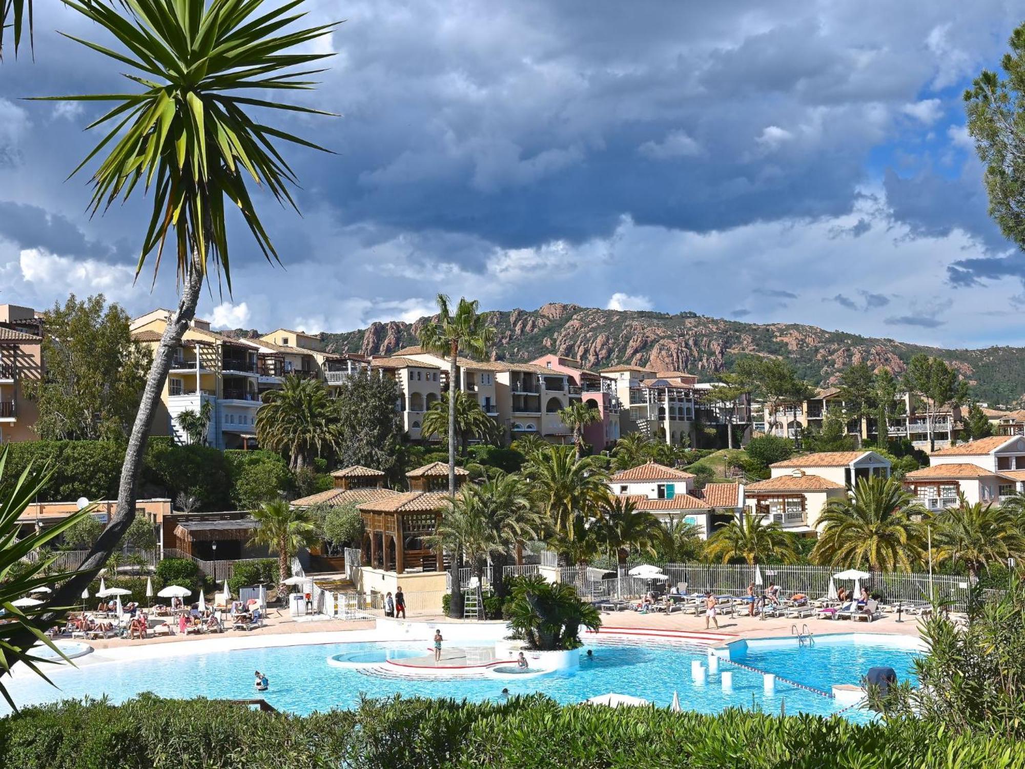 Apartment Village Cap Esterel - Le Village-14 By Interhome Saint-Raphaël Kültér fotó